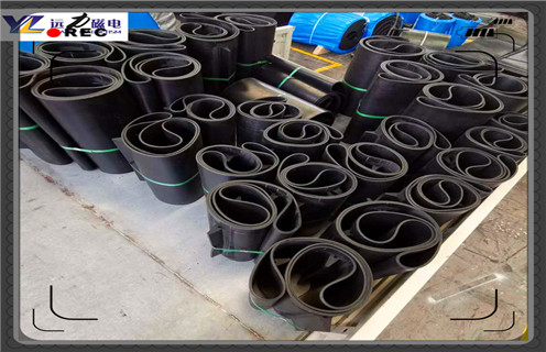 除鐵器皮帶，湖北除鐵器專用皮帶叫什么_浙江皮帶式除鐵器訂制跑偏原因及如何調(diào)_刮板價(jià)格